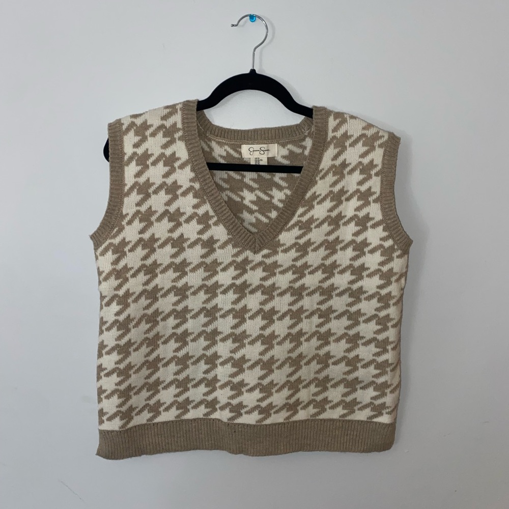 Sweater Vest